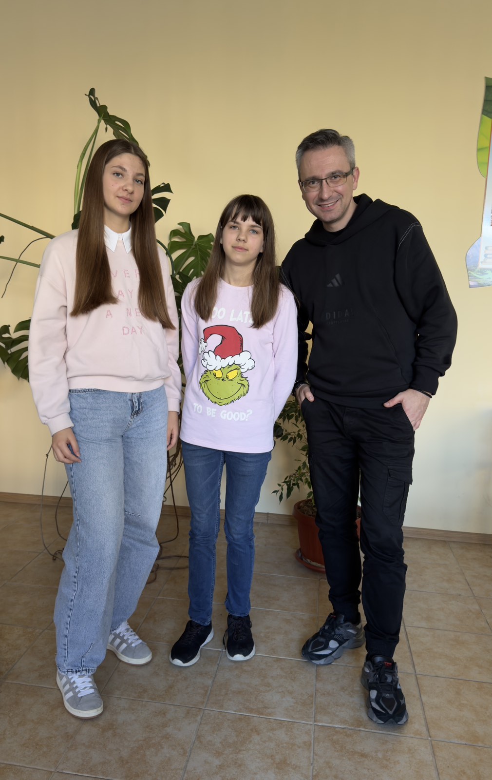 u10 0 02 05 1f08cd4c7cb5685ddc06a9b0d60205f93fe5ecc32400a4b777e5fda9244edc25 52c479e214c5e302