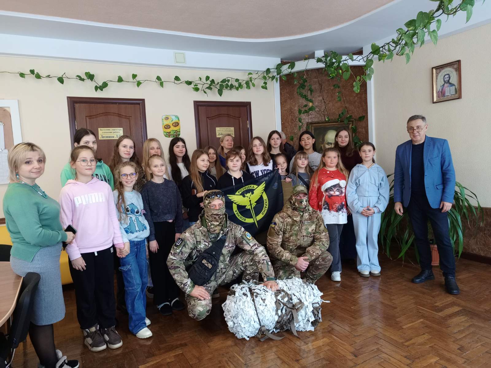 0 02 05 c77399b583fd6e7e6b26c2e6e6a8fc5d448ec195cdc293b25d3a452b443f8979 284d77a0909b465c