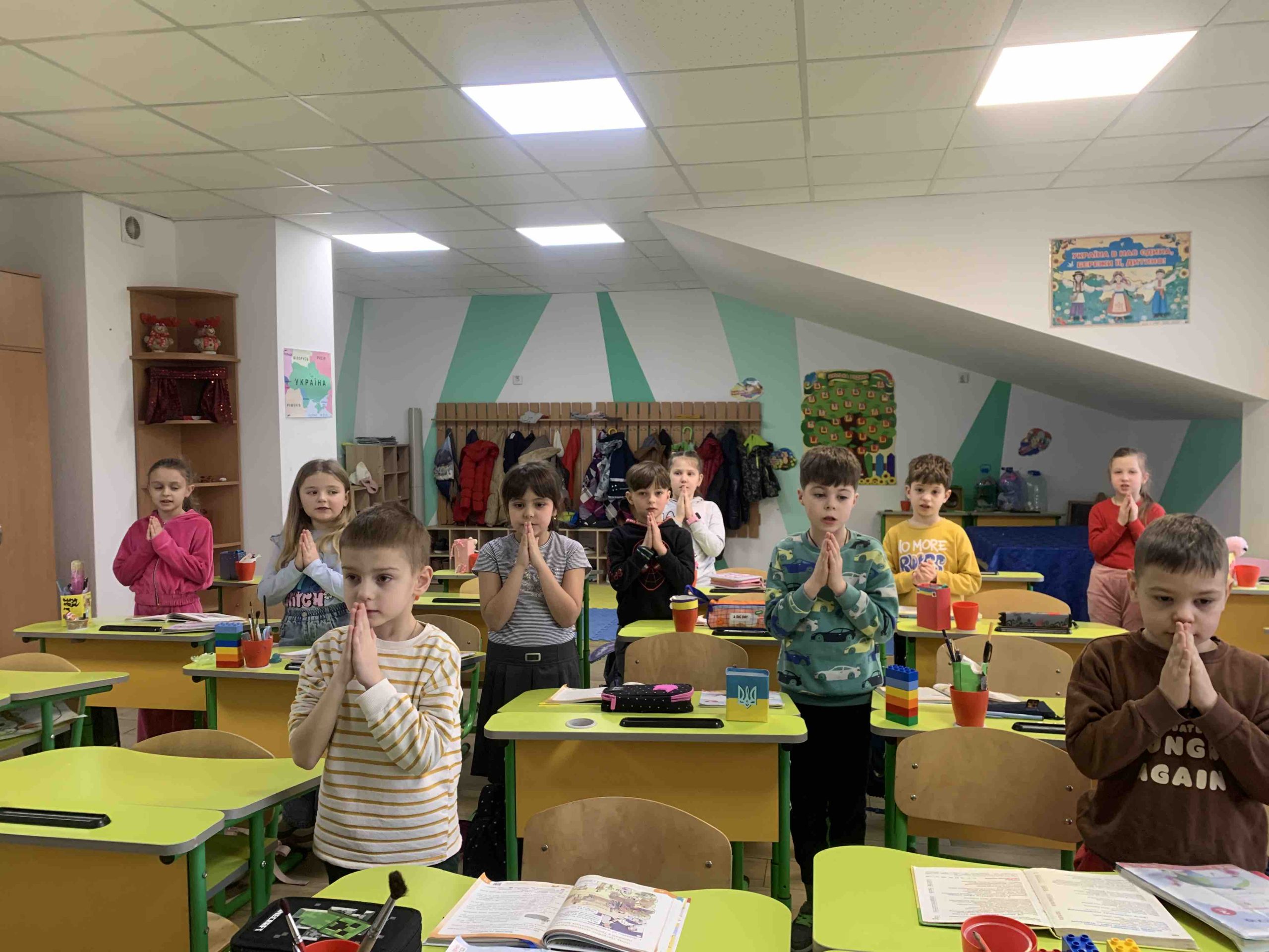 24 лютого — день, який назавжди закарбувався в серці кожного українця 2 0 02 05 63d1476b8c3c936eebc506806188bfd5f5c0de721ffe03cbf0148088efeda1ed 65df08d1b7dd2035 scaled